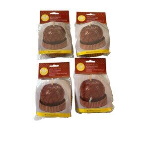 Wilton Large Treat Cups 18 cups Per Package Qty 4 Apple